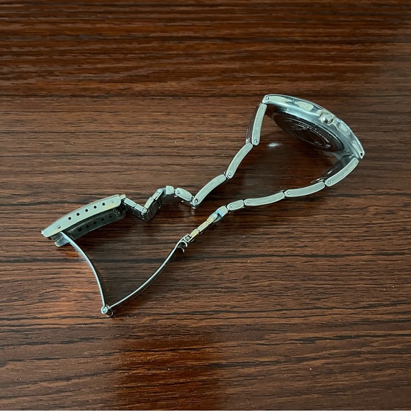 Movado Vintage Watch Esperanza Model 90’s Black Dial Gold Tone Stainless Steel - Picture 10 of 12